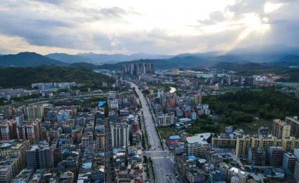 新丰县属于哪个市