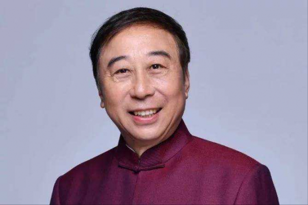 冯巩妻子叫什么名字