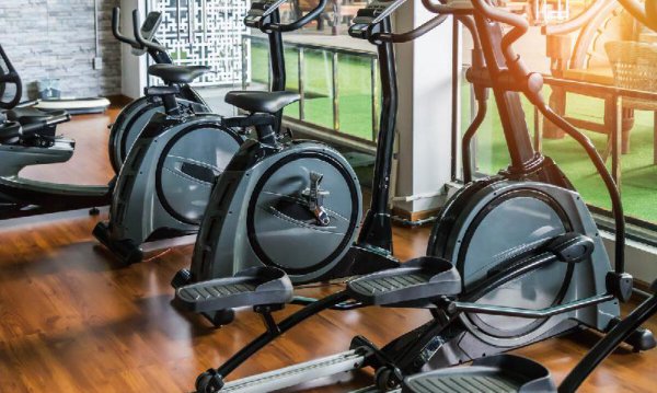 在健身房如何正确健身