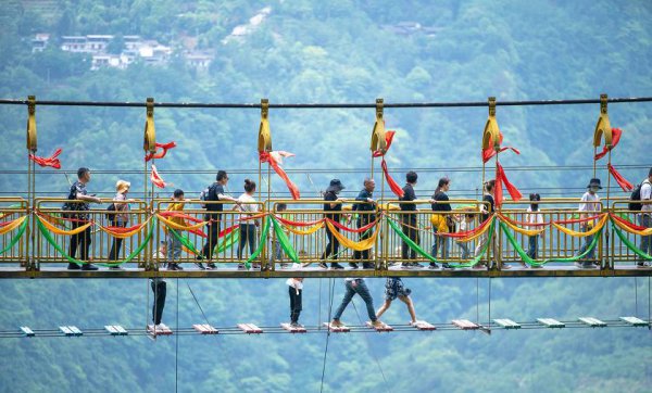 四川省内旅游景点推荐