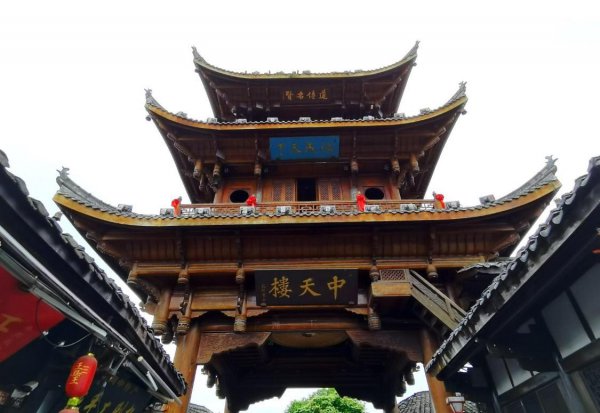 四川省内旅游景点推荐