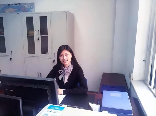 一般大学辅导员年薪是多少