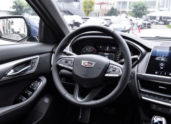 凯迪拉克ct5落地大概多少钱