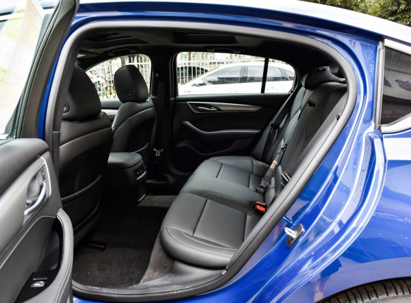 凯迪拉克ct5落地大概多少钱