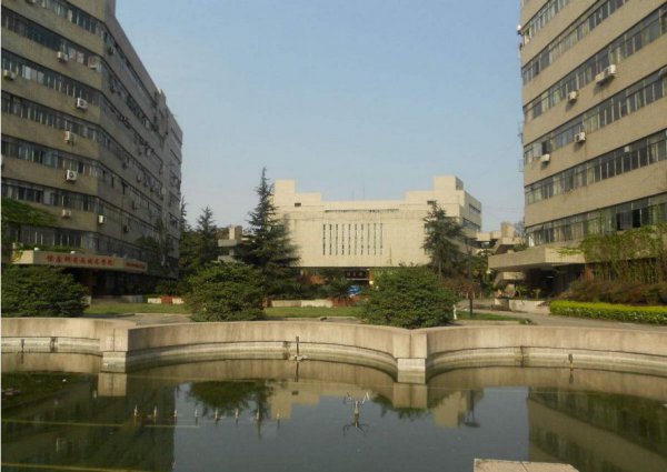 成都理工大学什么档次