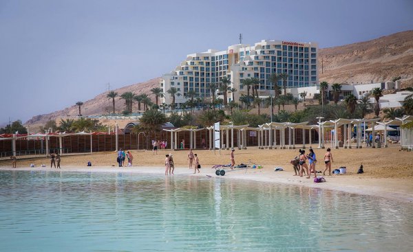 世界上海拔最低的湖泊是什么