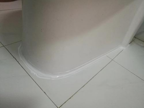 马桶底部污垢怎么彻底清除干净