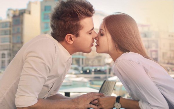 老婆把我拉黑了联系不上怎么办