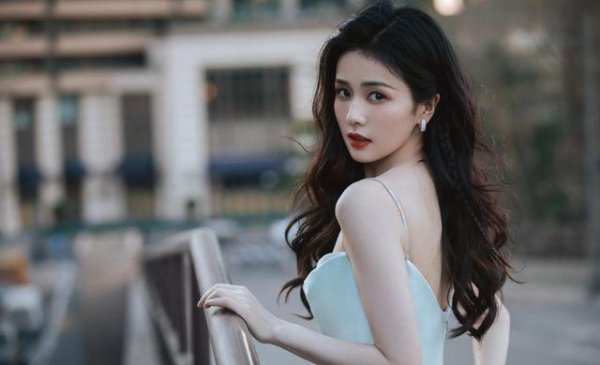 怎样才能当明星