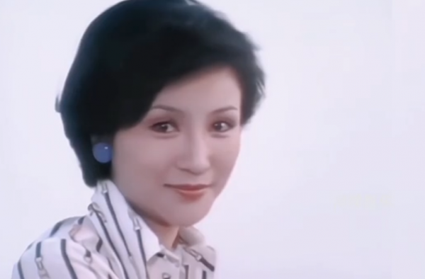 狄波拉个人资料简历