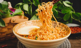 方便面什么时候发明的 方便面哪个时间发明的