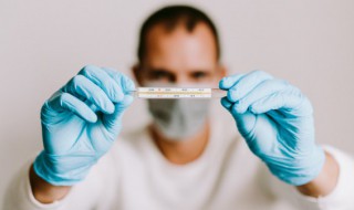 水银体温计碎了怎么办 如何解决水银体温计碎了