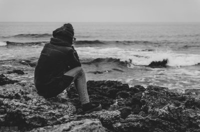 单亲妈妈带孩子很难吗 单亲妈妈带孩子生活会很苦吗