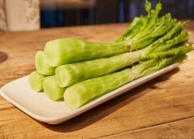 莴苣是寒性还是热性食物 莴笋性寒 大姨妈期间能吃吗