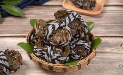 鲜活螃蟹怎样保存才能活的更久 活的大闸蟹如何保存时间长