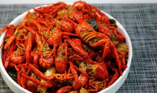 小龙虾怎么算是煮熟了吃 小龙虾怎么判断熟没熟