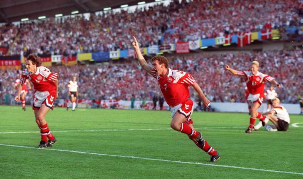 欧冠和欧洲杯的区别是什么