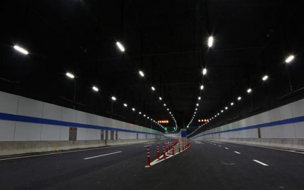 汽车自动头灯是什么意思