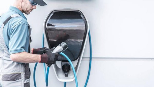 电动汽车真的比汽油车省钱吗