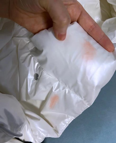 免洗羽绒服脏了洗不掉怎么办