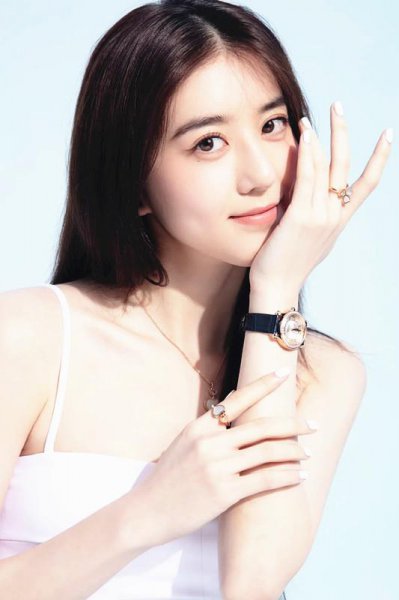 为什么李凯馨长得那么好看