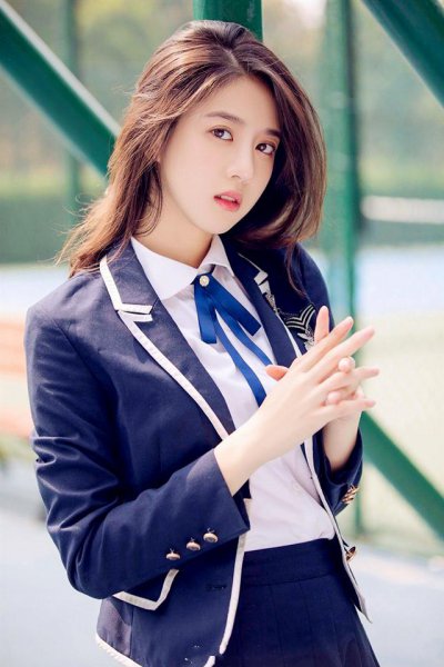 为什么李凯馨长得那么好看