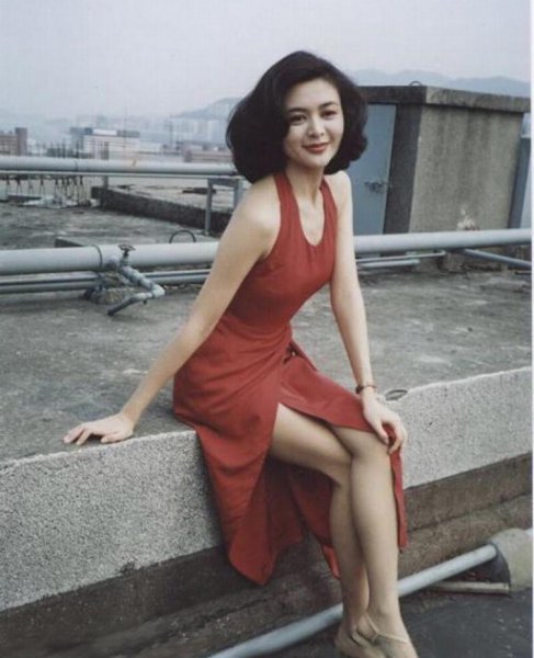 女明星关之琳老公是谁