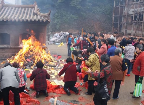 左眼皮一直跳是祸是福