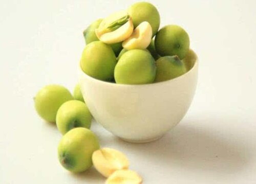 鲜莲子的功效与作用及食用方法