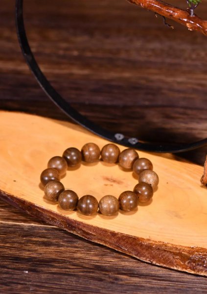 沉香木手串鉴别方法图解