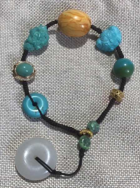 鉴定绿松石真假的简单方法