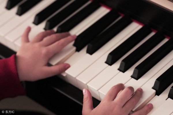 电子琴和钢琴的区别