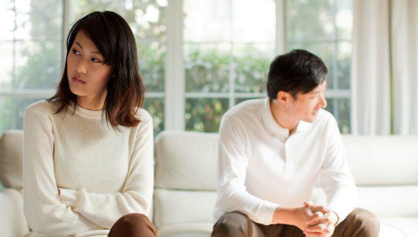 丧偶式婚姻的三大表现