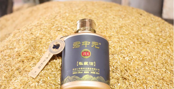 洋河酒海之蓝天之蓝梦之蓝哪个好喝档次高