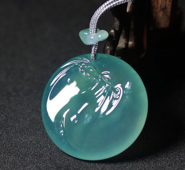 独龙玉是什么玉种