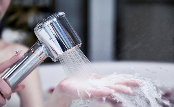 黄金项链洗澡的时候要摘掉吗