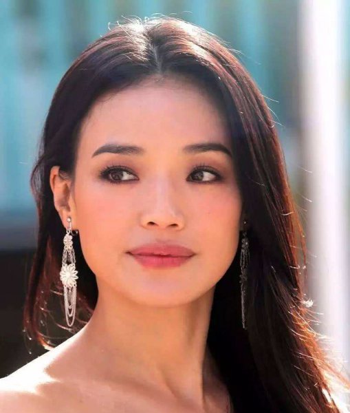 40岁女人适合什么发型