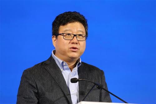 拼多多老总黄峥简介