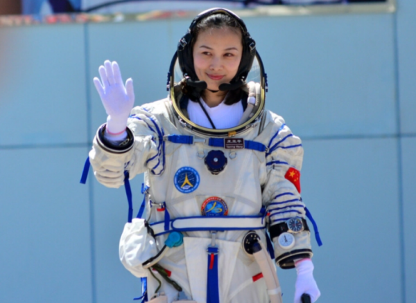 宇航员工资多少钱一个月