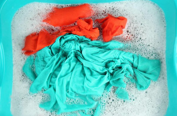 白衣服黑墨水去除的小妙招