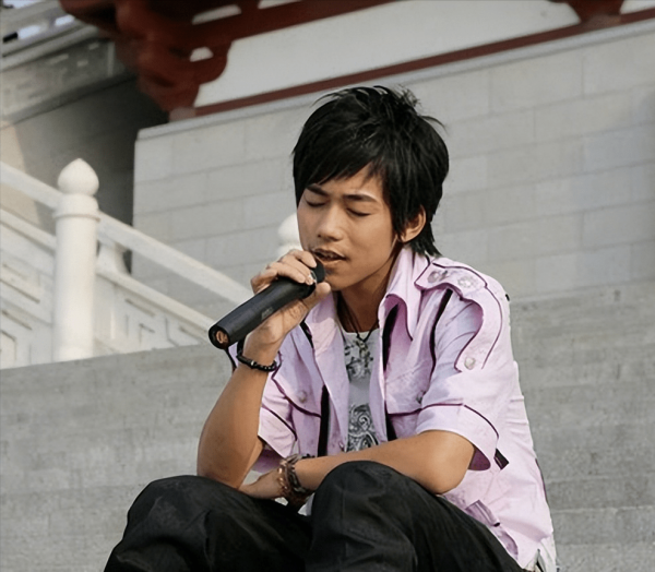 苏醒李炜打架事件