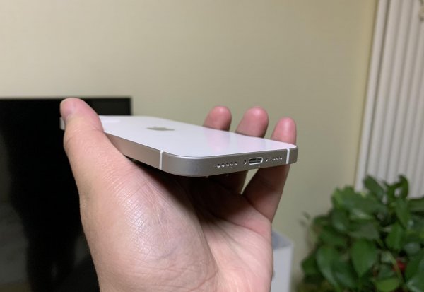 苹果12怎么样测评好坏