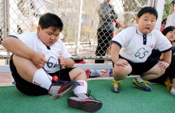 中考1000米跑步技巧和动作要领