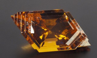 属虎的女性佩戴什么好 属虎的女性佩戴哪种东西好