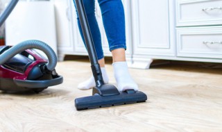 如何选择家用吸尘器 怎么选择家用吸尘器