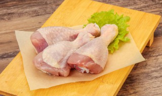 炖鸡腿放什么配菜好吃 炖鸡腿放哪些配菜好吃