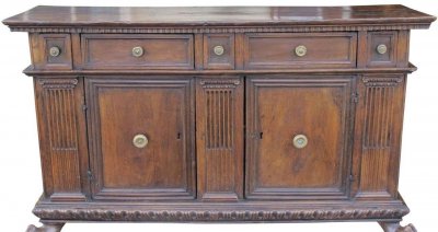 胡桃木和橡木哪个好些 胡桃木和橡木的不同点介绍