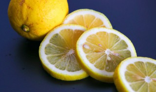 纯柠檬汁可以直接喝吗 纯柠檬汁直接喝行吗
