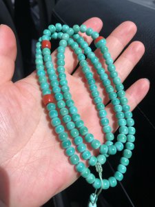 鉴定绿松石真假的简单方法 绿松石泡水怎么看真假