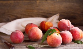 如何鉴别桃子的质量好坏 桃子怎么挑选
